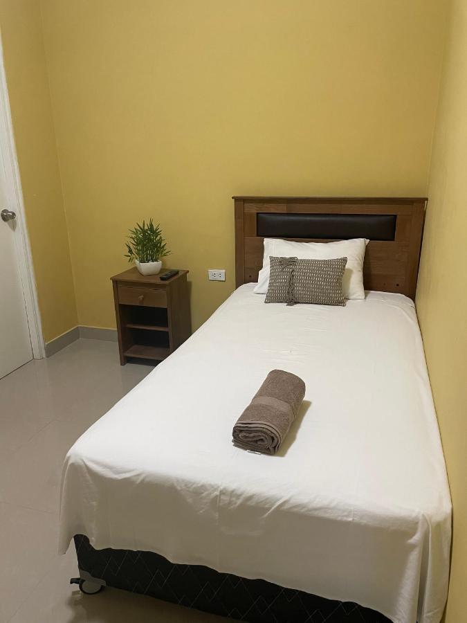 Hotel Calmelia 皮乌拉 外观 照片