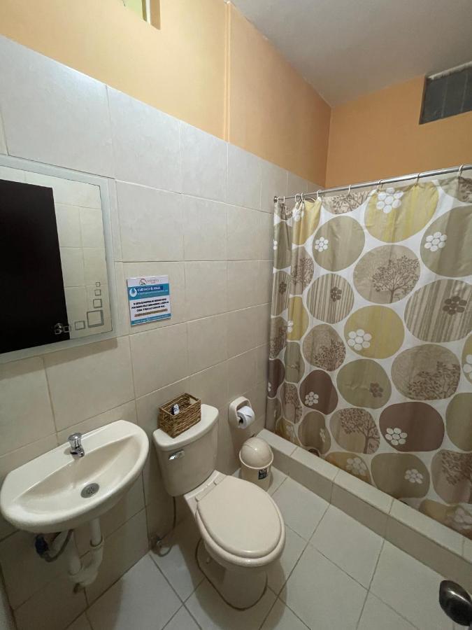 Hotel Calmelia 皮乌拉 外观 照片
